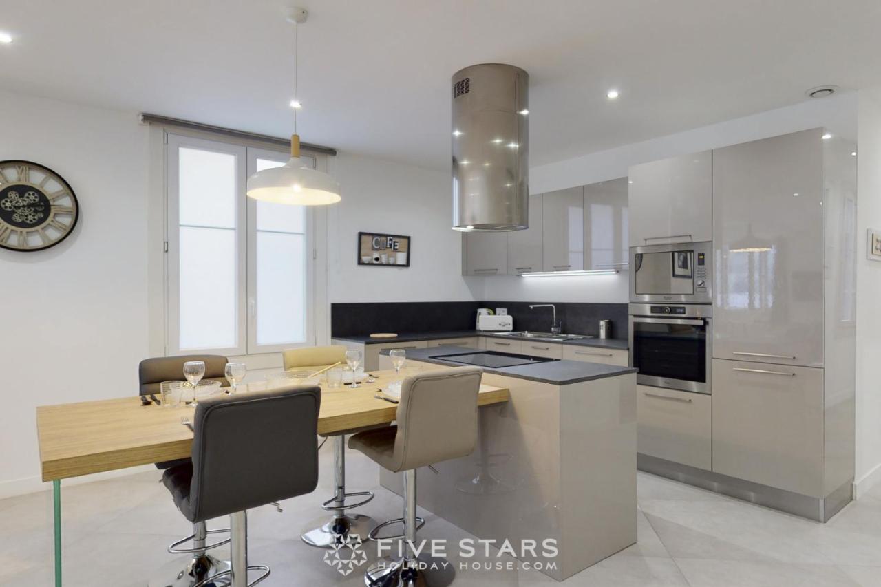 Grand Suite Promenade Five Stars Holiday House นีซ ภายนอก รูปภาพ