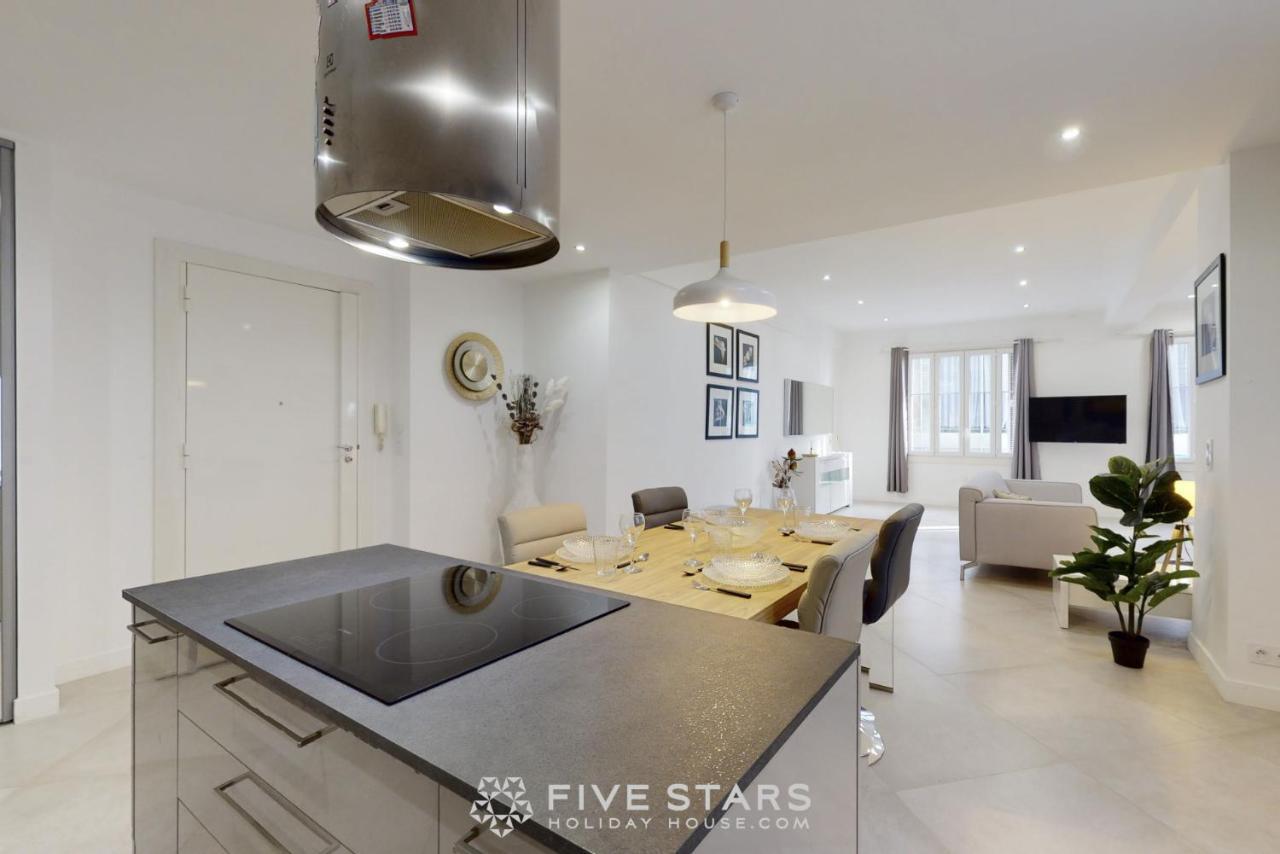 Grand Suite Promenade Five Stars Holiday House นีซ ภายนอก รูปภาพ